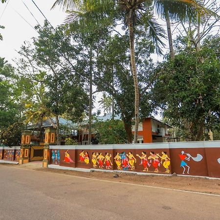 Malavikas Black Beach Resort Varkala Εξωτερικό φωτογραφία